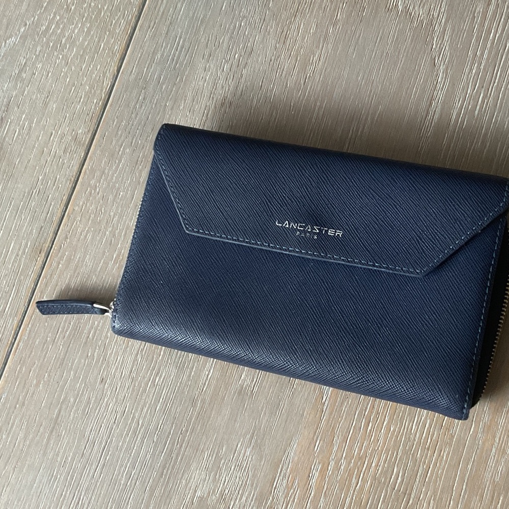 Elegant Navy Blue Wallet